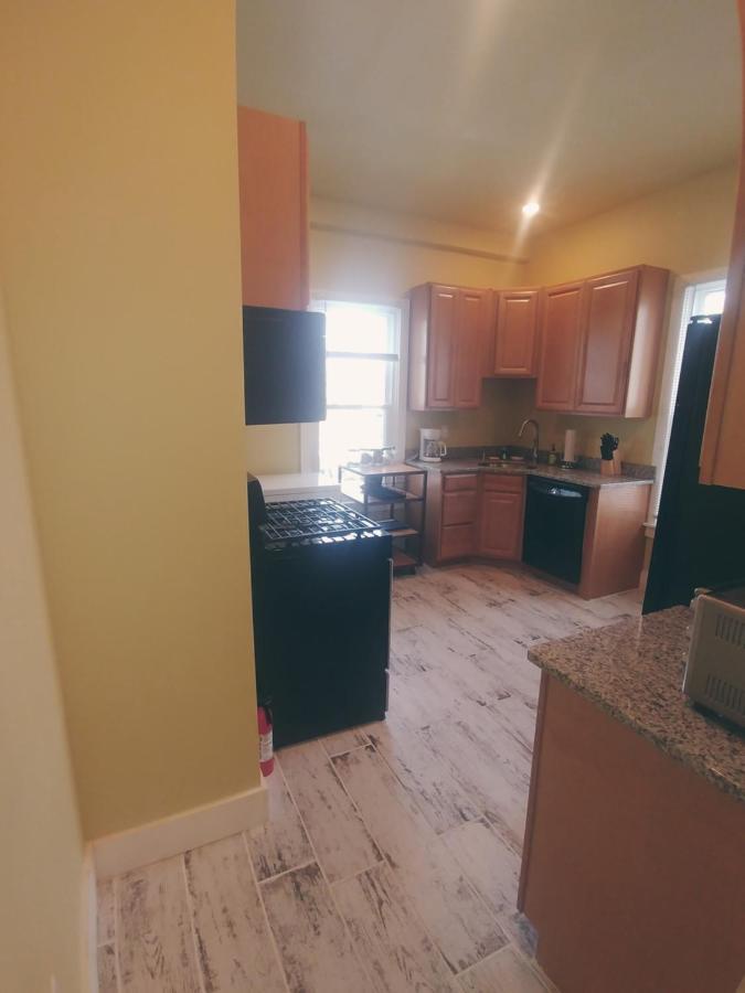 Appartement East Bayside/ Munjoy - Charming Downtown Escape à Portland Extérieur photo